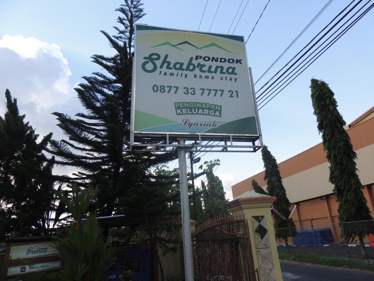 Shabrina Homestay Syariah Kalasan Ngoại thất bức ảnh