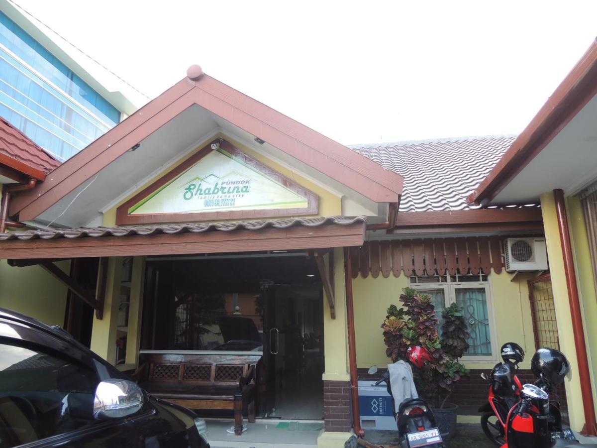 Shabrina Homestay Syariah Kalasan Ngoại thất bức ảnh